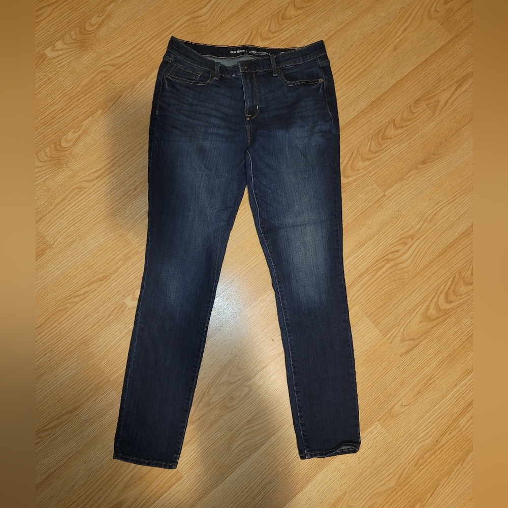 Old Navy Curvy Skinny Jeans - Size 10 Long